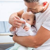 Kako lako i bezbolno ocistiti bebin nosic